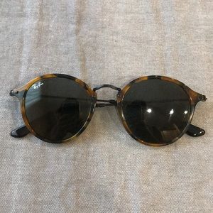 AUTHENTIC! Tortoise shell, circle ray bans